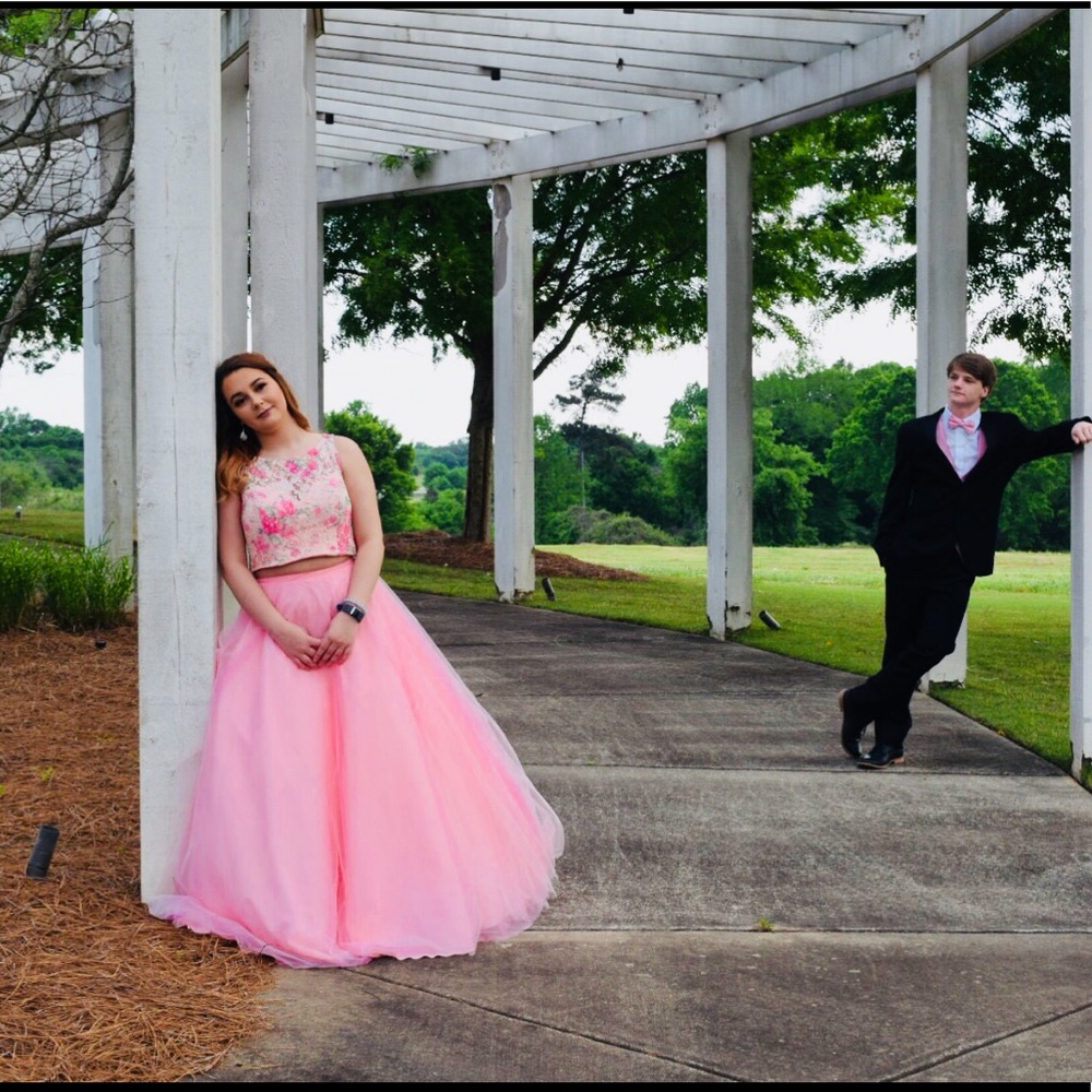Prom dress (